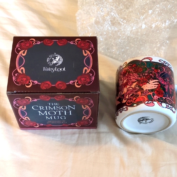 FairyLoot Other - FairyLoot The Crimson Moth Mug